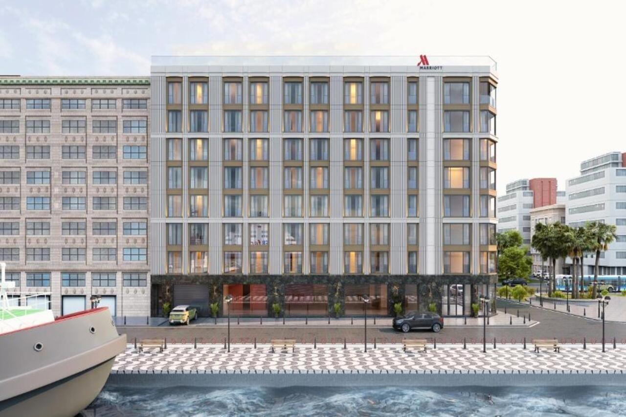 Izmir Marriott Hotel Kültér fotó The hotel's exterior